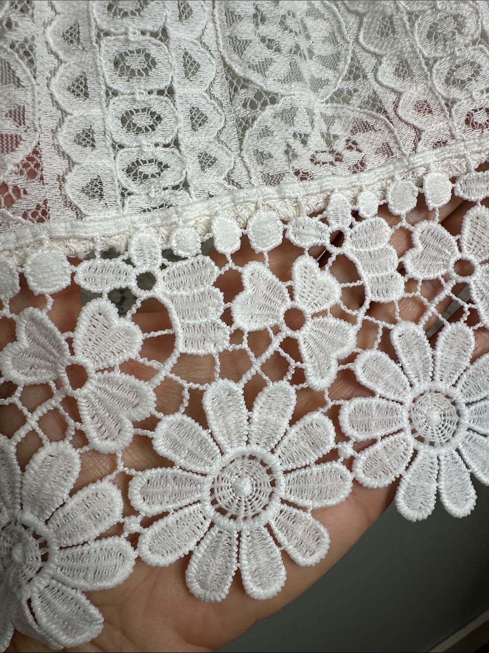 Italy made Embroidered White Lace Peasant Top floral boho hippie daisy feminine - Picture 6 of 10